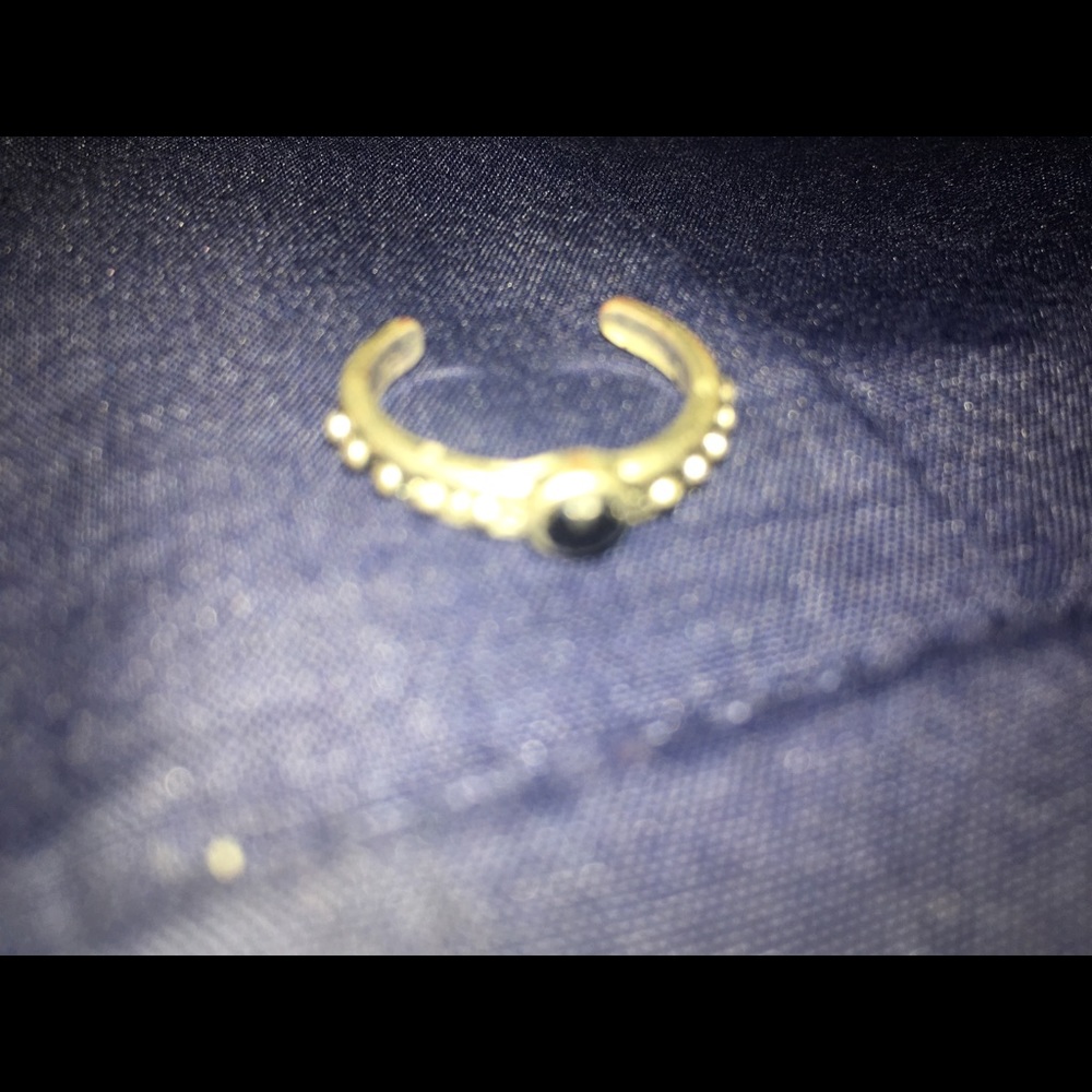Ring - Picture 3 of 3